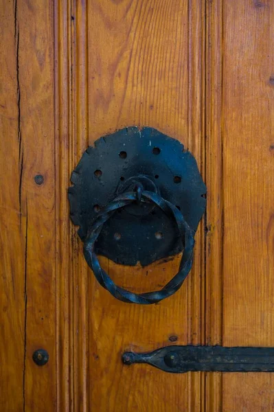 Vertical Close Old Wooden Door Metal Doorknob Originated Ottoman Empire — Stock Photo, Image