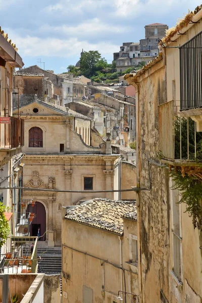 Narrow Street Ragusa Sicily Region Italy — Stock Photo, Image