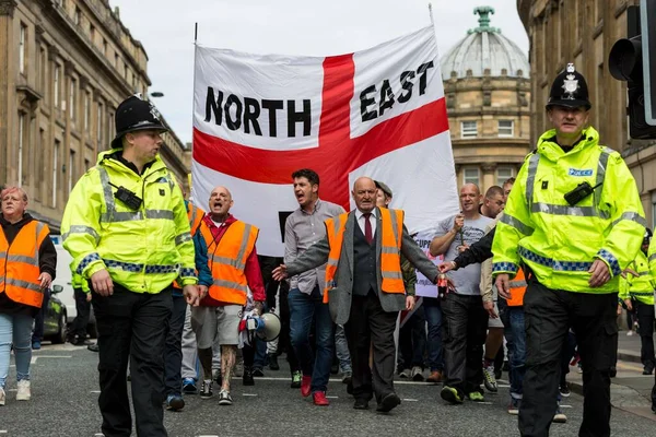 Group People Participating Edl Marches Policemen Walking Front — Stock Photo, Image
