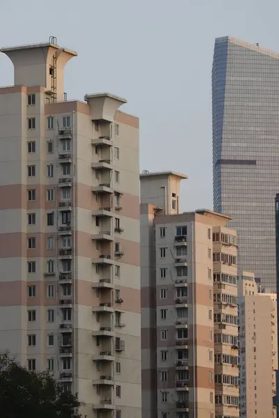 Een Prachtig Uitzicht Moderne Appartementengebouwen Een Stad — Stockfoto