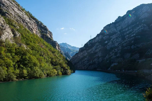Чудовий Вид Зелену Річку Неретва Між Пагорбами Ябланиці Боснія Герцеговина — стокове фото