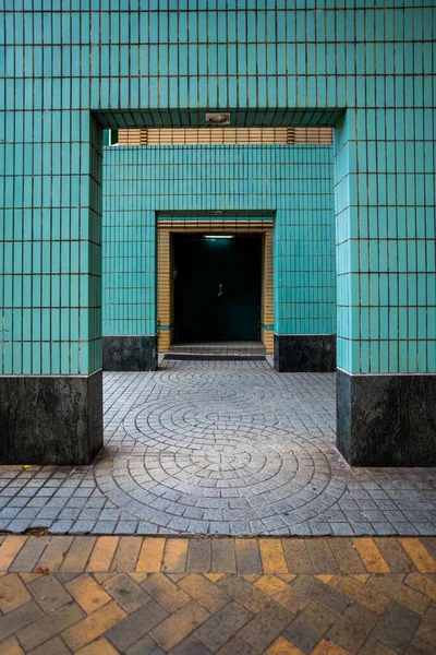 Vertical Shot Straight Tile Arches Old Building — Stock Photo, Image