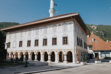 Bosna-Hersek 'in Travnik kentindeki eski bir cami.
