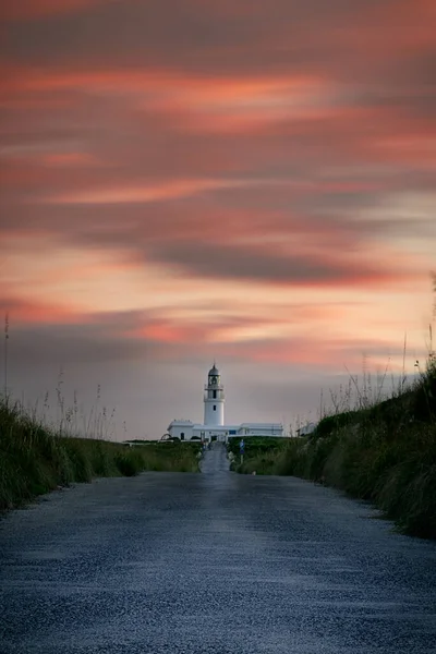 Tiro Vertical Torre Branca Farol Cavalleria Por Sol Spain — Fotografia de Stock