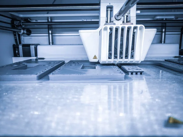 Primer Plano Una Impresora Con Filamento Alambre Plástico Técnica Fabricación — Foto de Stock