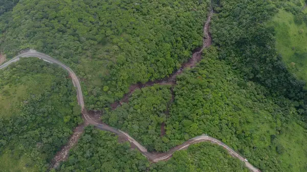 Uma Bela Paisagem Montanha Verde Dia Nublado — Fotografia de Stock