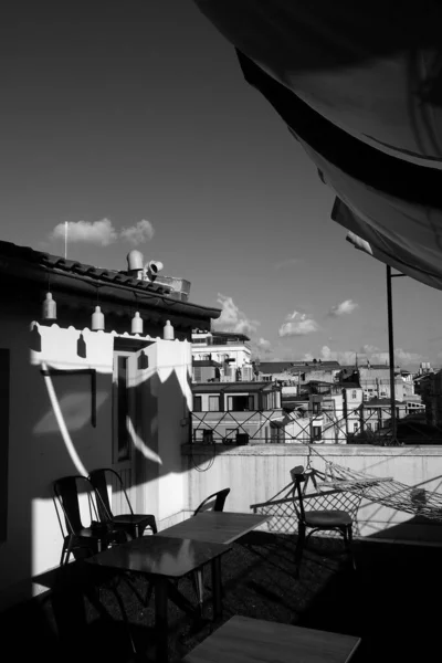 Une Vue Extérieure Balcon Une Maison Avec Hamac — Photo