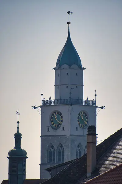Tiro Vertical Uma Torre Relógio Itália — Fotografia de Stock
