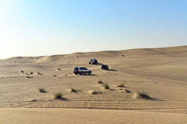 Colpo Fuoristrada Dune Che Abbattono Intorno Deserto Madam Con Fuoristrada — Foto Stock