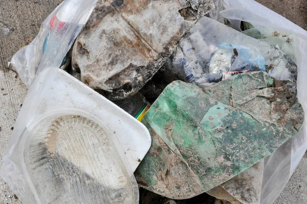 Zbliżenie Stosu Śmieci Śmieci Wydobyte Rzeki Parana Podczas Dnia Oczyszczenia — Zdjęcie stockowe