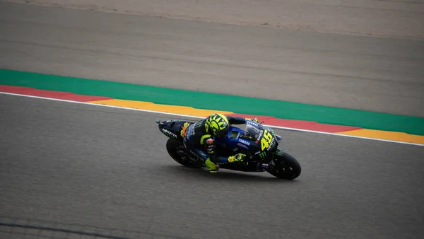 Motociclista Valentino Rossi Una Velocidad Loca Pista Carreras Durante Competición —  Fotos de Stock