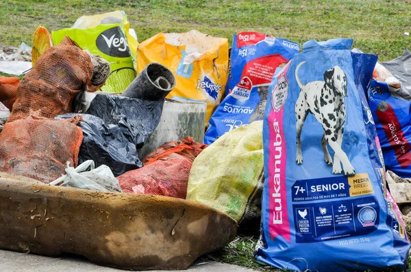 Close Dos Sacos Lixo Extraídos Rio Paraná Durante Dia Limpeza — Fotografia de Stock