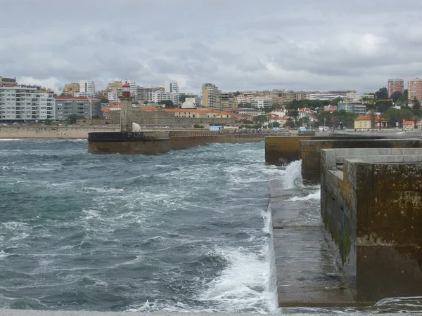 Côte Océan Atlantique Porto Portugal Avec Ciel Gris Nuageux — Photo