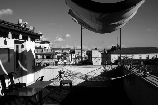 Εξωτερική Άποψη Του Μπαλκονιού Ενός Σπιτιού Αιώρα — Φωτογραφία Αρχείου