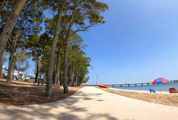 Una Escena Soleada Con Una Pasarela Junto Agua Bribie Island —  Fotos de Stock