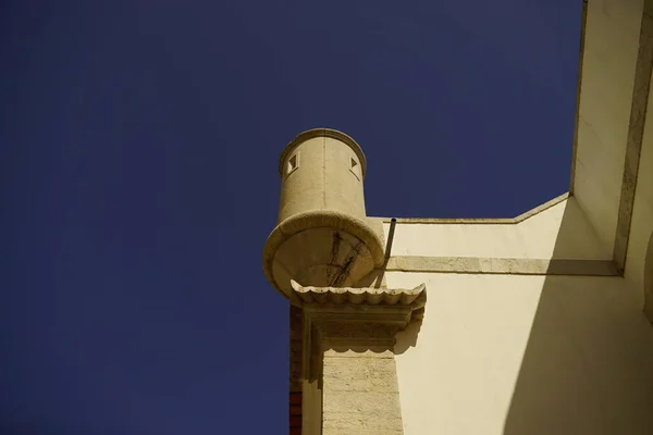 Yttre Bild Gammal Byggnad Blå Himmel Bakgrund Soligt Väder — Stockfoto