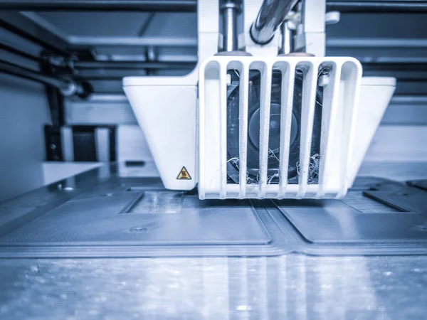Primer Plano Una Impresora Con Filamento Alambre Plástico Técnica Fabricación — Foto de Stock