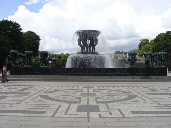 Ein Malerischer Blick Auf Einen Wasserbrunnen Der Norwegischen Stadt Oslo — Stockfoto