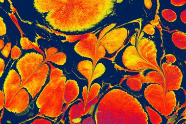 Renkli ve soyut bir arkaplanın yakın plan resmi.