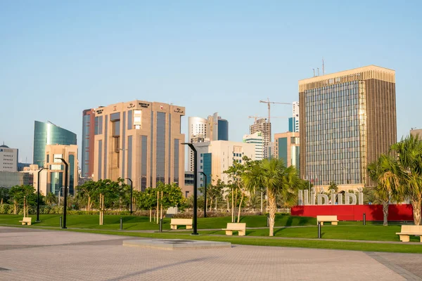 Widok Miasta Korporacyjnych Budynków Obszarze Dyplomatycznym Manama Stolica Bahrajnu — Zdjęcie stockowe