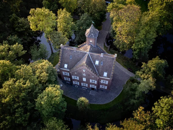 Ein Blick Aus Der Vogelperspektive Auf Ein Schloss Der Nähe — Stockfoto