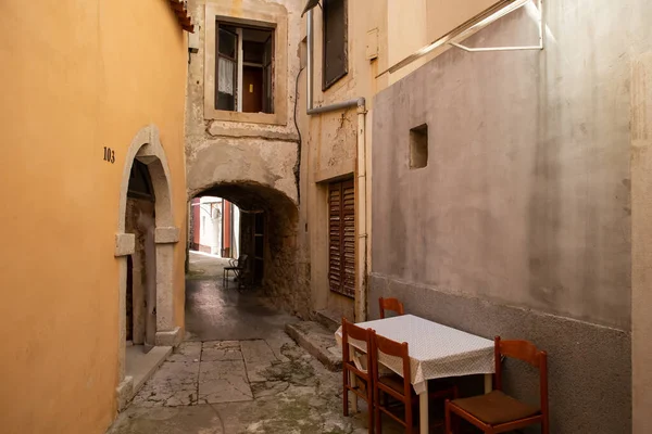 Old Narrow Path Small Coastal Town Lovran Croatia — Stock Photo, Image