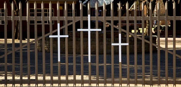 Closeup Gates Crosses — Stock Photo, Image