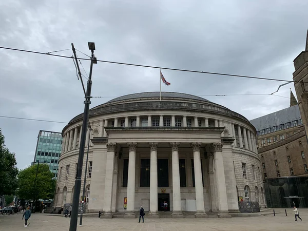 Centrale Bibliotheek Van Manchester Tegen Een Grijze Bewolkte Lucht Een — Stockfoto