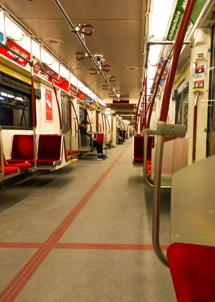 TTC Train Inside View 'a yakın plan
