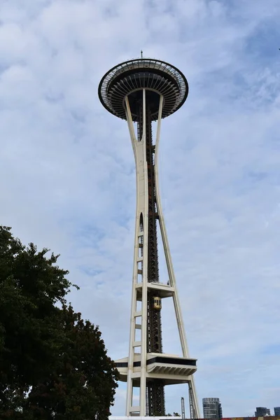 Låg Vinkel Skott Space Needle Seattle Washington Usa — Stockfoto