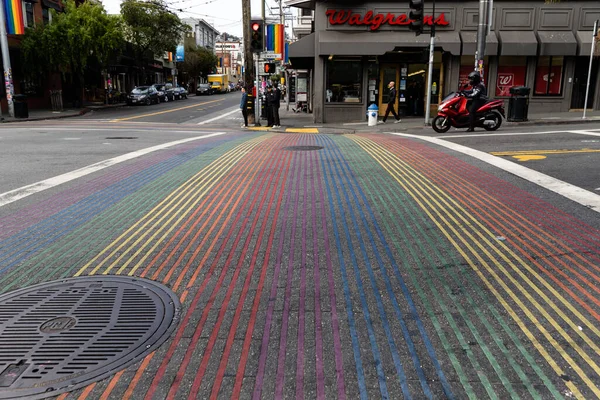 Castro Bölgesi San Francisco Abd Eşcinsel Gurur Bayrağı Renkleriyle Boyanmış — Stok fotoğraf