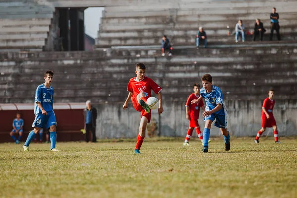 Ποδοσφαιρικός Αγώνας Στο Μπρκο Βοσνία Ερζεγοβίνη — Φωτογραφία Αρχείου