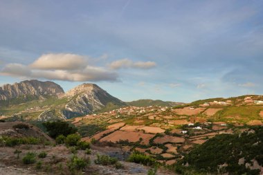 Fas tepelerinin büyüleyici sarhoşluğu.