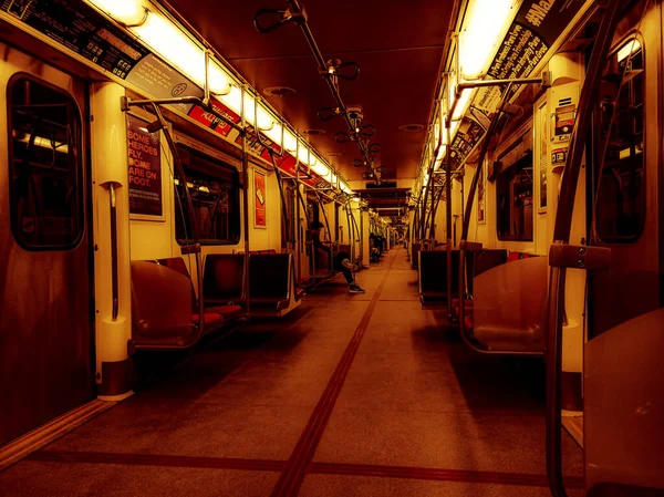 Vnitřní Pohled Vlak Noci Torontu Kanada — Stock fotografie
