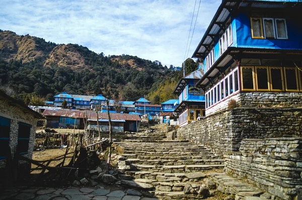 Nepal Poonhill Ghorepani Nin Güzel Bir Fotoğrafı Yürüyüşçüler Için Popüler — Stok fotoğraf