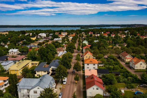 Tráfego Aéreo Nos Subúrbios Cidade Mariehamn Verão Aland Finlândia — Fotografia de Stock