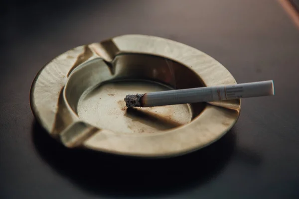 Burning Cigarette Metal Ashtray — Stock Photo, Image