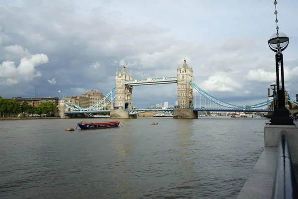 Blick Auf Die Themse London City Mit Tower Bridge Hintergrund — Stockfoto