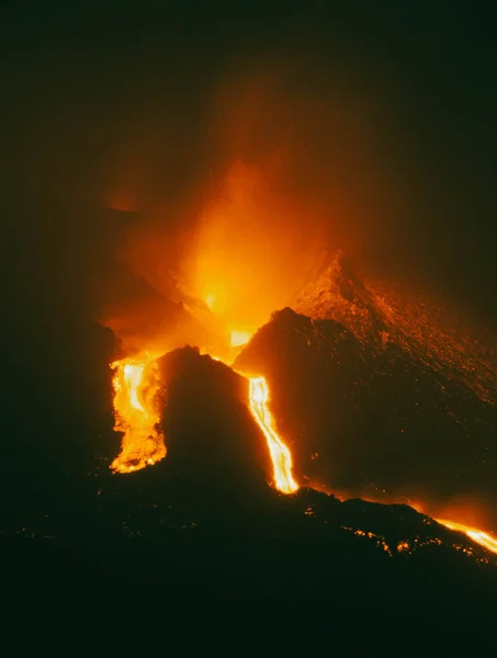 去年火山爆发的照片 — 图库照片