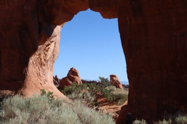 Arches Ulusal Parkı 'ndaki kayaların güzel manzarası. Utah, Birleşik Devletler.