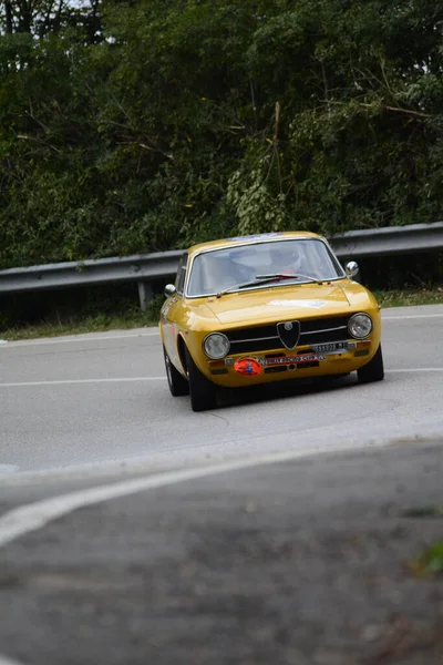 Egy Olasz Klasszikus Autó Alfa Romeo Junior Pesaro Olaszország — Stock Fotó