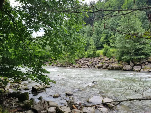 Prachtige Opname Van Oostenrijks Zwitserse Kloof Gelegen Oostenrijkse Alpen Ten — Stockfoto