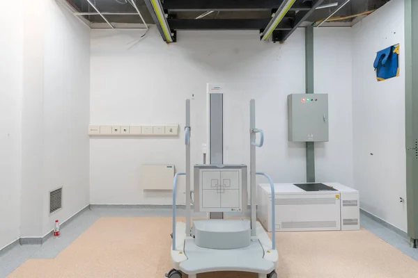 Uma Sala Vazia Com Scanner Raios Hospital Moderno — Fotografia de Stock