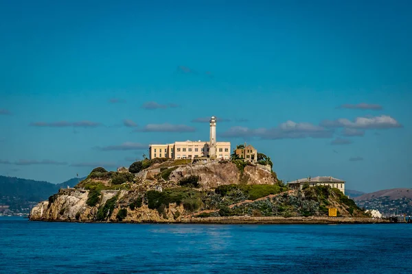 Een Prachtige Scêne Van Een Gebouw Alcatraz Island Usa Met — Stockfoto