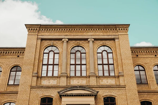 Die Fassade Eines Historischen Gebäudes Tag — Stockfoto