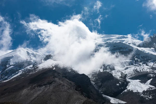 Uma Bela Foto Montanha Coberta Neve Himalaia — Fotografia de Stock