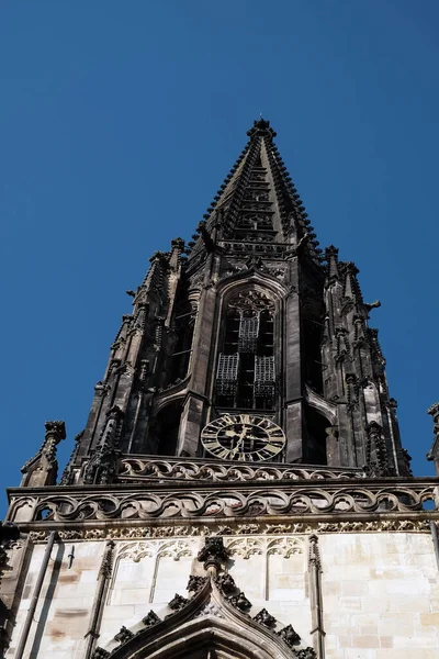 ドイツのムンスター ヴェストファーレン にあるローマ カトリック教会 聖ランバート教会の垂直撮影 — ストック写真