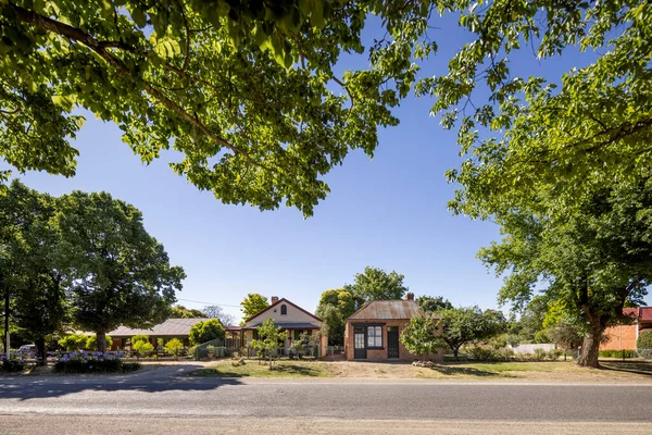 Suburban Street Houses Trees Beechworth Victoria Australia — Stock Photo, Image