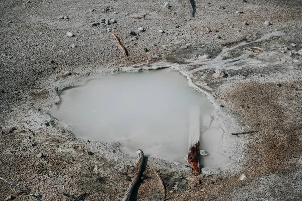 Gros Plan Une Flaque Eau Dans Parc National Yellowstone — Photo