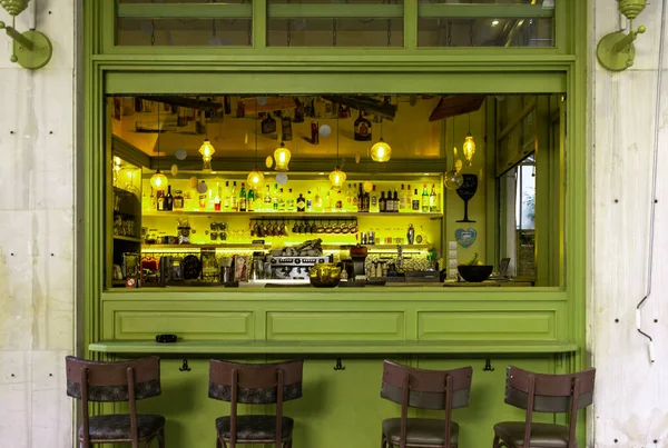 Little Cafe Green Shopwindow Small Chairs Athens Greece — Stock Photo, Image